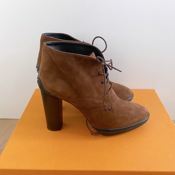 TOD’S brown suede leather lace up platform booties - Picture 3 of 7